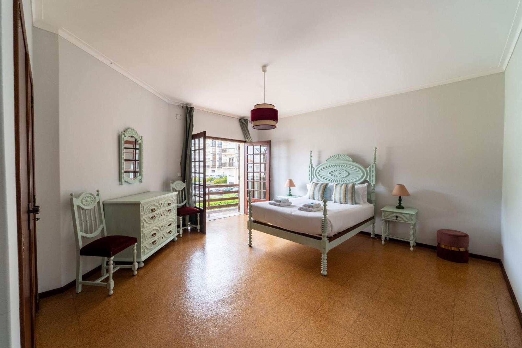 Amorosa Villa, 500M From The Beach By House And People Екстериор снимка