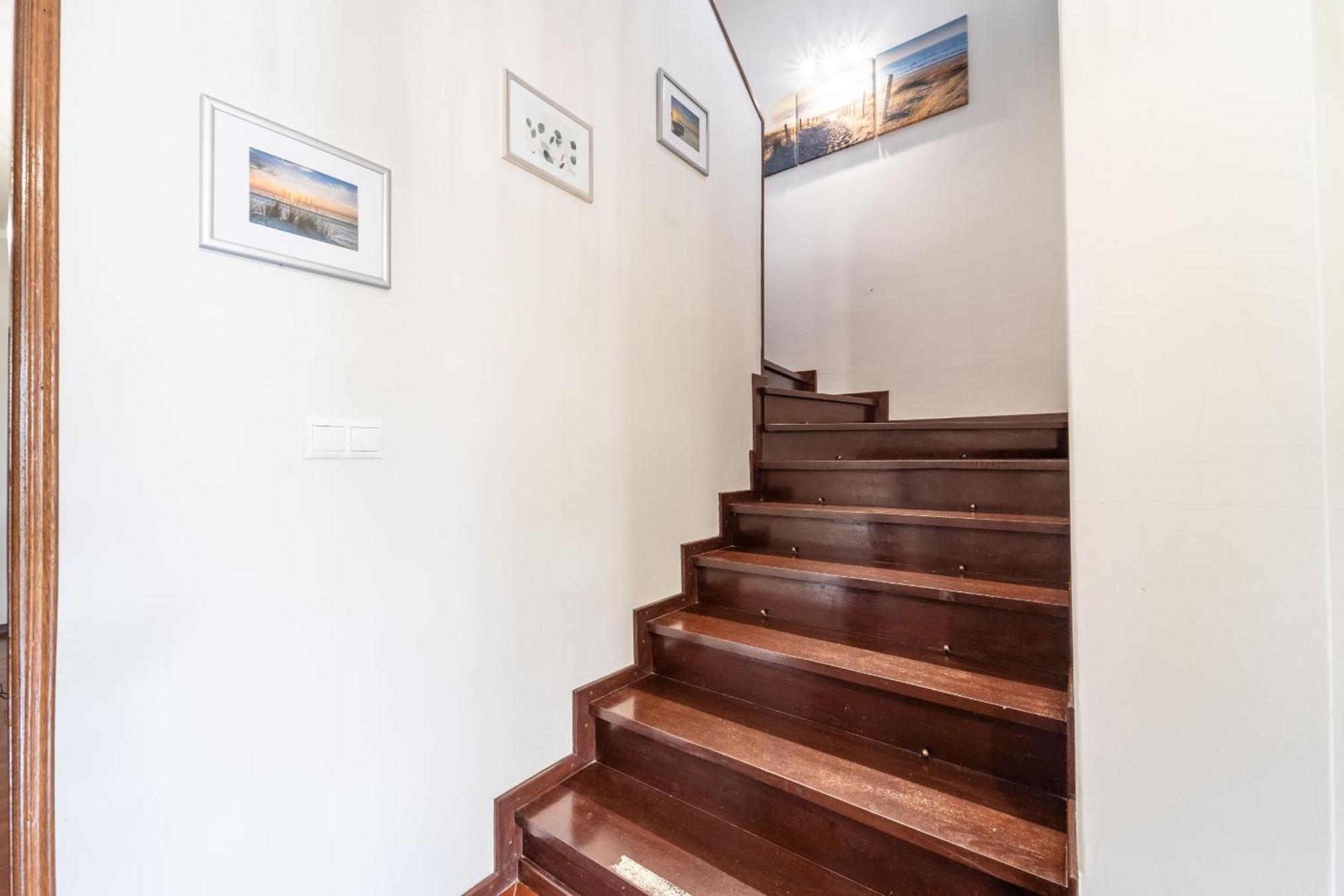 Amorosa Villa, 500M From The Beach By House And People Екстериор снимка