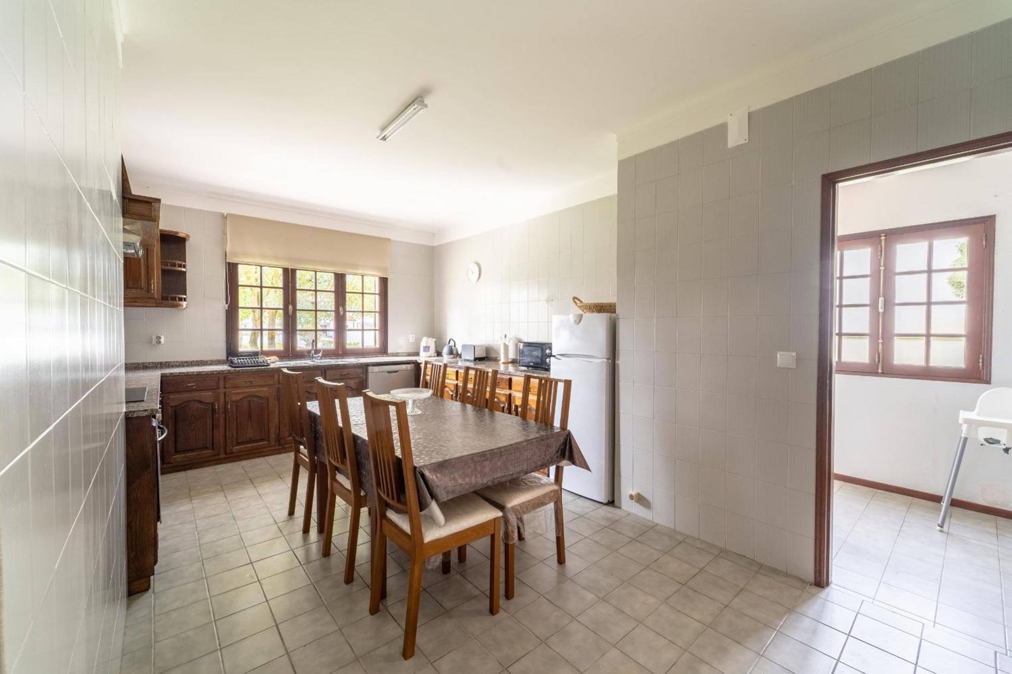 Amorosa Villa, 500M From The Beach By House And People Екстериор снимка